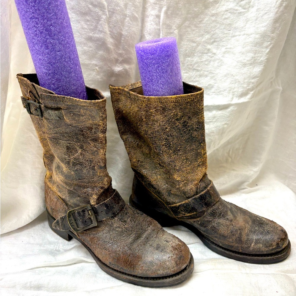 Awesome Frye distressed boots